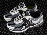 AIR ZOOM VOMERO 5 BLACK/WHITE/LIGHT GREY