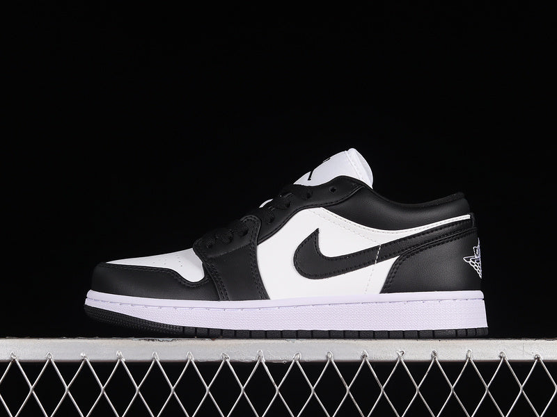 Air Jordan 1 low “Panda”