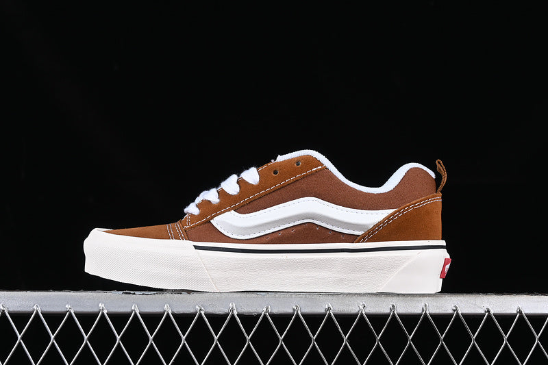 VANS KNU SKOOL